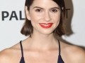 Shelley Hennig Photo