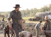Cullen Bohannon (Anson Mount) and Elam Ferguson (Common) in Hell on Wheels