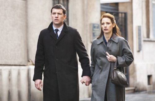 Sam Worthington and Jessica Chastain in 'The Debt'