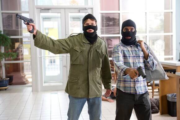 Jesse Eisenberg and Aziz Ansari in 30 Minutes or Less