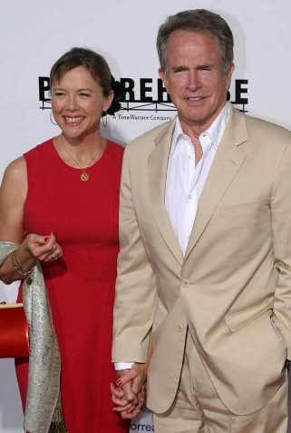 Annette Bening and Warren Beatty at The Women premiere