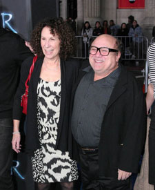 Rhea Perlman and Danny DeVito