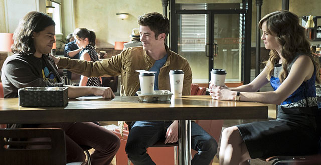 The Flash Season 2 Episode 5 Carlos Valdes, Grant Gustin, Danielle Panabaker