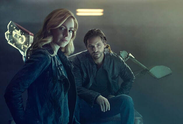 Amanda Schull and Aaron Stanford in 12 Monkeys Season 2