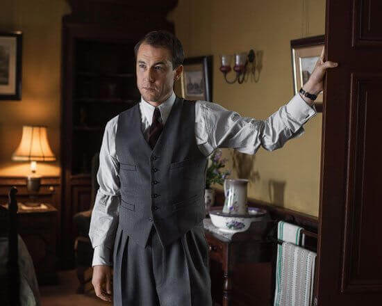 Tobias Menzies in Outlander season 2