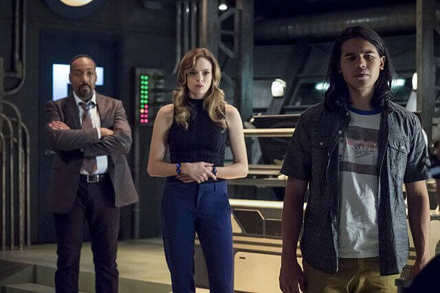 The Flash Season 3 Episode 9 Jesse L Martin, Danielle Panabaker, Carlos Valdes