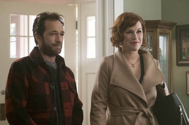 Riverdale episode 10 Molly Ringwald and Luke Perry