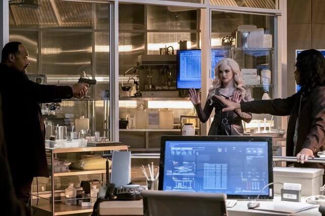 The Flash season 3 episode 21