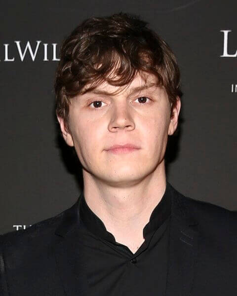 Evan Peters Joins Pose