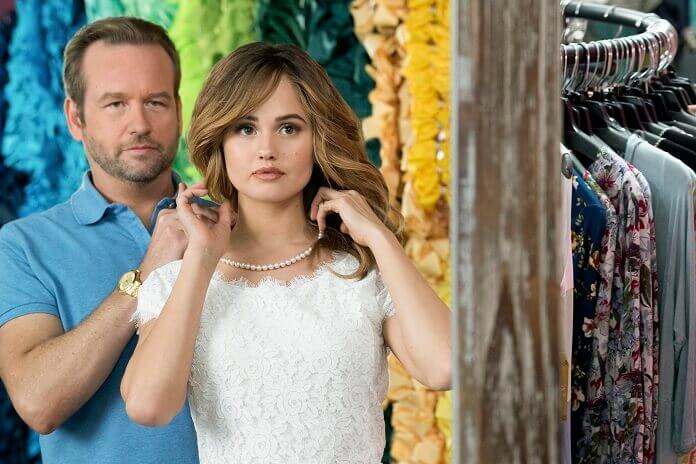 Insatiable stars Debby Ryan and Dallas Roberts