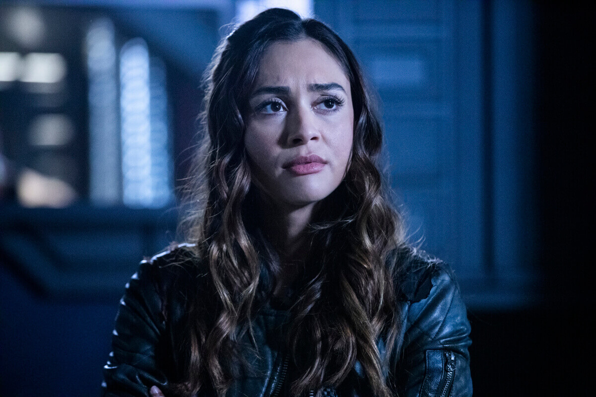 'The 100' Season 6 Episode 9 Photos: "What You Take With You" Preview