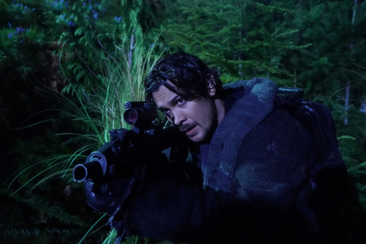 The 100 Season 6 Episode 12 Photos: "Adjustment Protocol" Preview