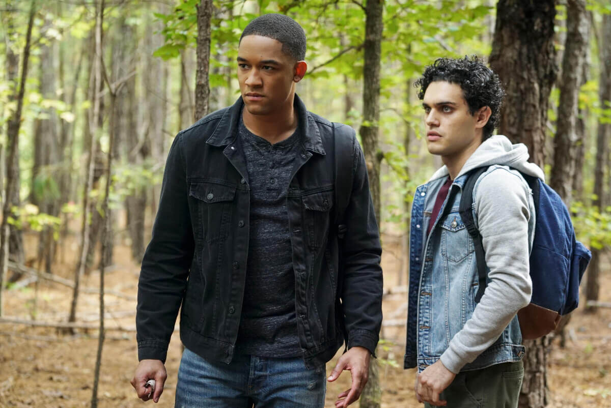 Legacies Season 2 Episode 8 Photos: Preview of "This Christmas Was