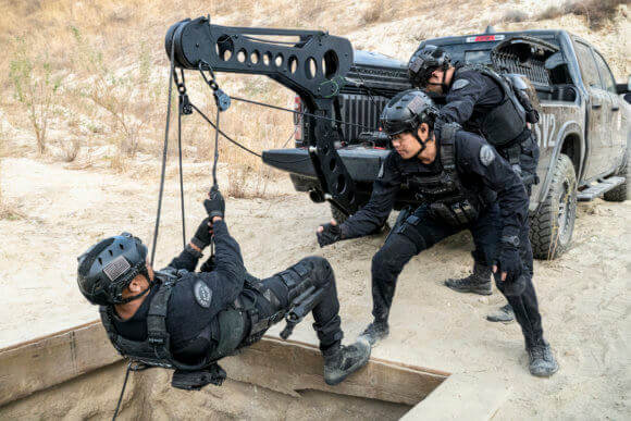 SWAT Season 4 Episode 10
