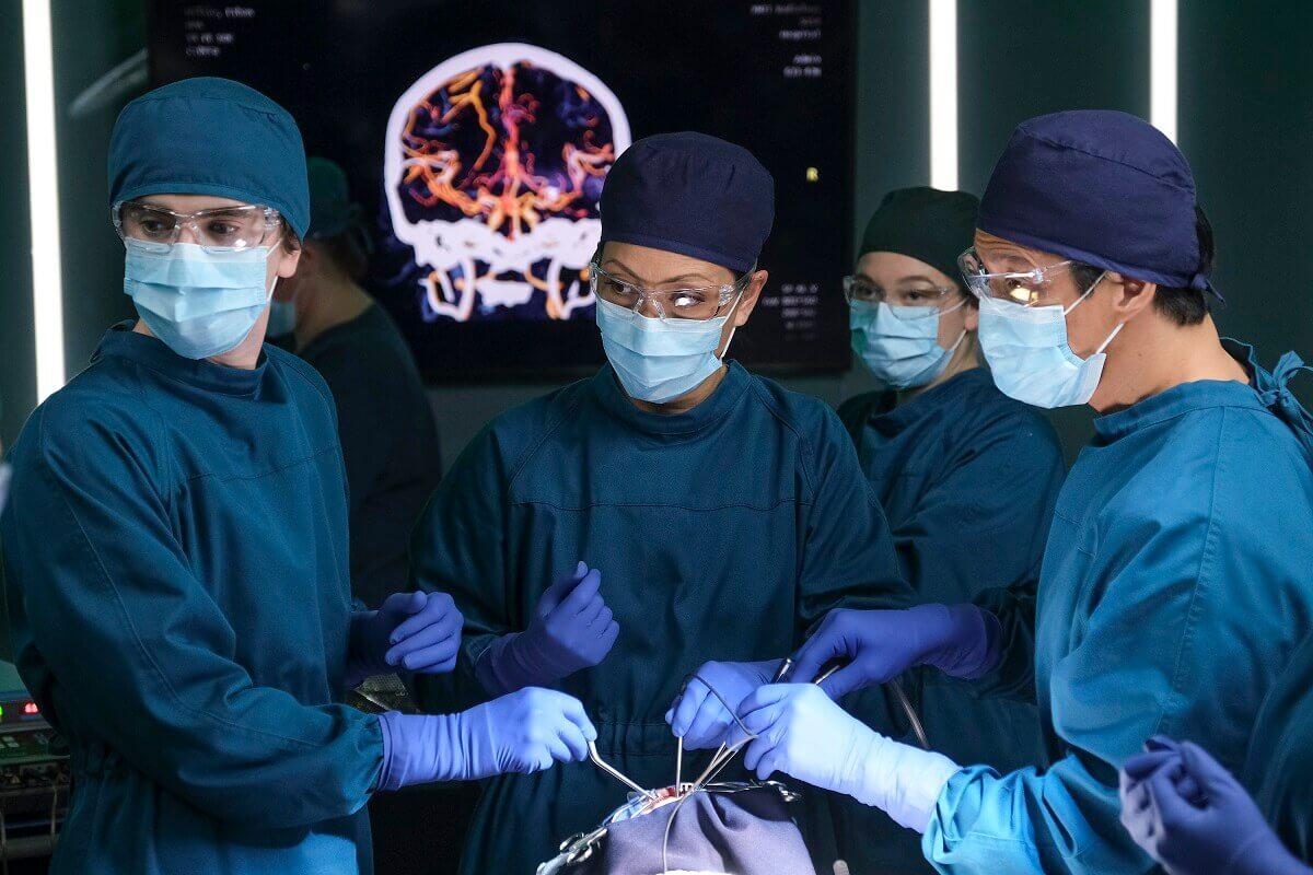 'The Good Doctor' Season 4 Episode 15 Photos: "Waiting" Preview