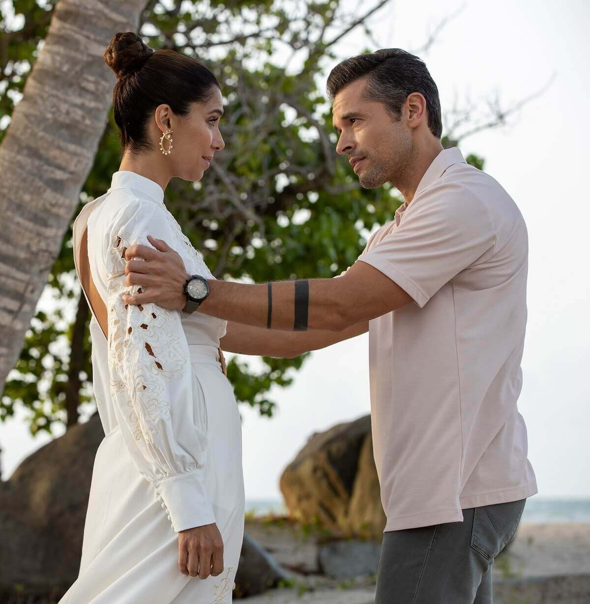 'Fantasy Island' Episode 6 Photos, Plot, Cast, and 'Melrose Place' Reunion