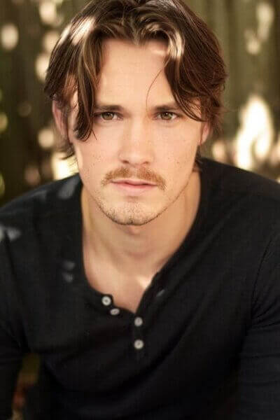 Tom Stevens Jailbreak Lovers