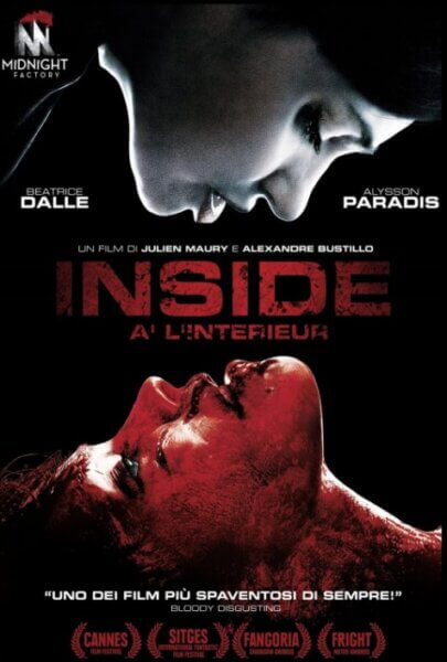À L’intéieur Poster