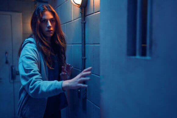 In the Dark Season 4 Episode 1