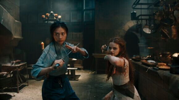 Joey King and Veronica Ngo