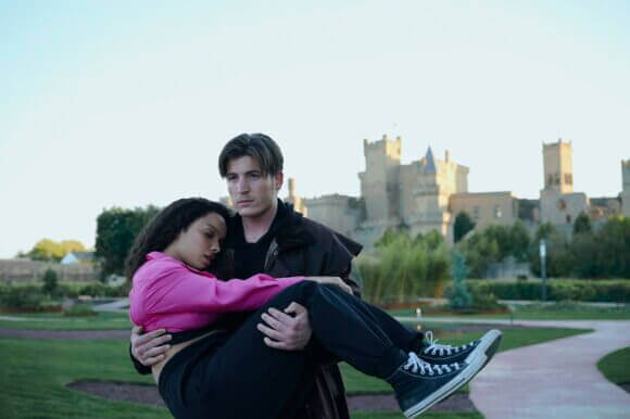 Vampire Academy Season 1