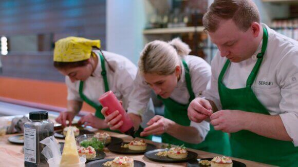 Pressure Cooker Season 1