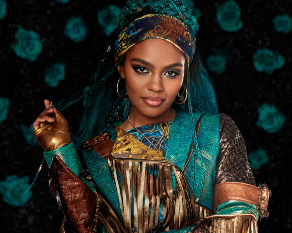 China Anne McClain in Descendants The Rise of Red