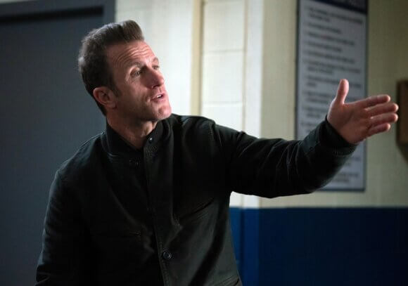 Scott Caan in Alert Season 2 Episode 8