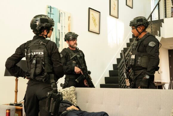 Jay Harrington and Shemar Moore in SWAT Season 7 Episode 9