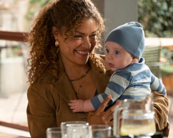 Antonia Thomas in season 7 episode 9