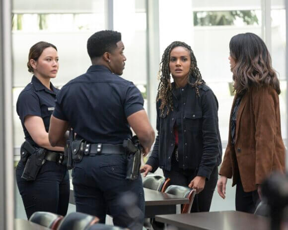 Melissa O'Neil and Mekia Cox in season 6 episode 9