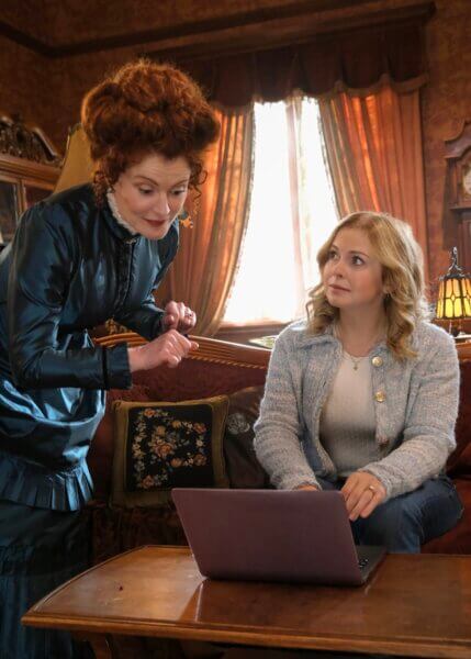 Rebecca Wisocky and Rose McIver