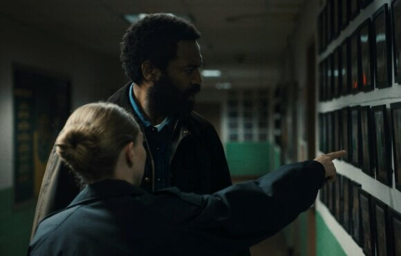 Amanda Seyfried and Nicholas Pinnock
