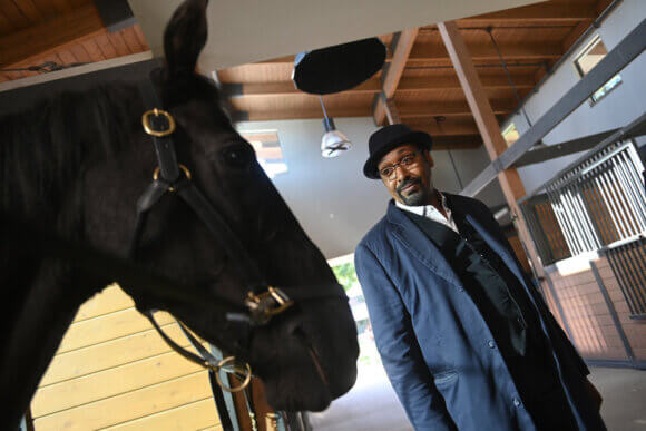 Jesse L Martin