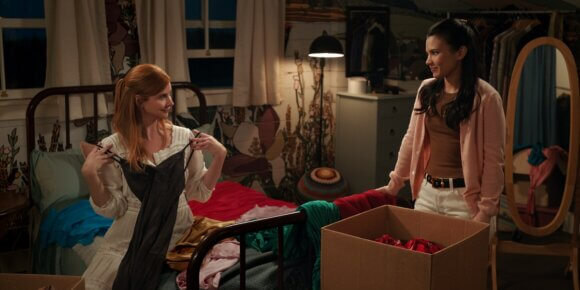 Sarah Rafferty and