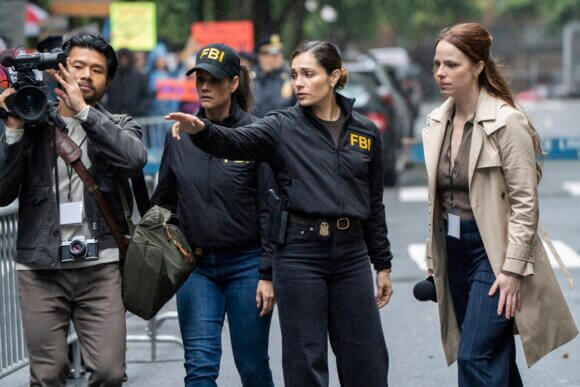 Missy Peregrym and Juliana Aiden Martinez