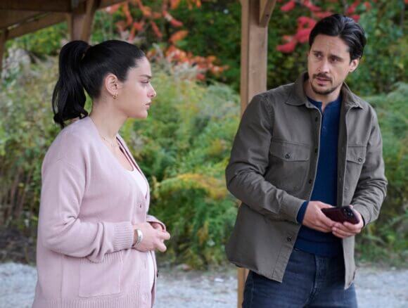 Odeya Rush and Peter Gadiot