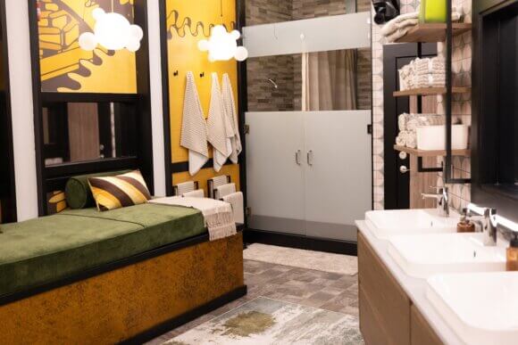 Season 28 Clockwork Bathroom