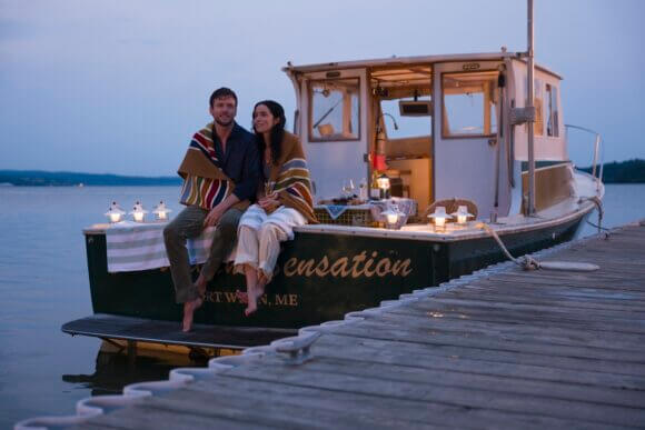 Jack Cutmore-Scott and Abigail Spencer in season 2 episode 5