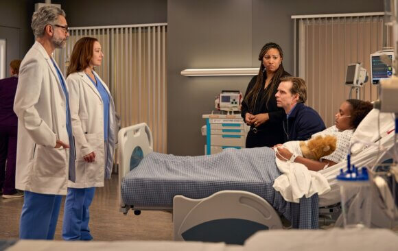 Omar Metwally and Molly Parker in season 3 episode 5