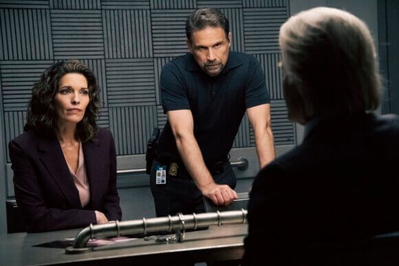 Alana De La Garza and Jeremy Sisto in season 9 episode 3
