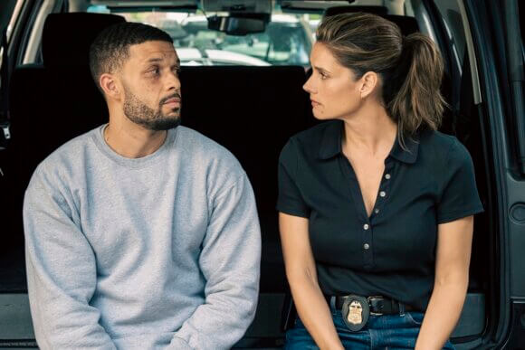 Roland Buck III and Missy Peregrym in season 9 episode 4