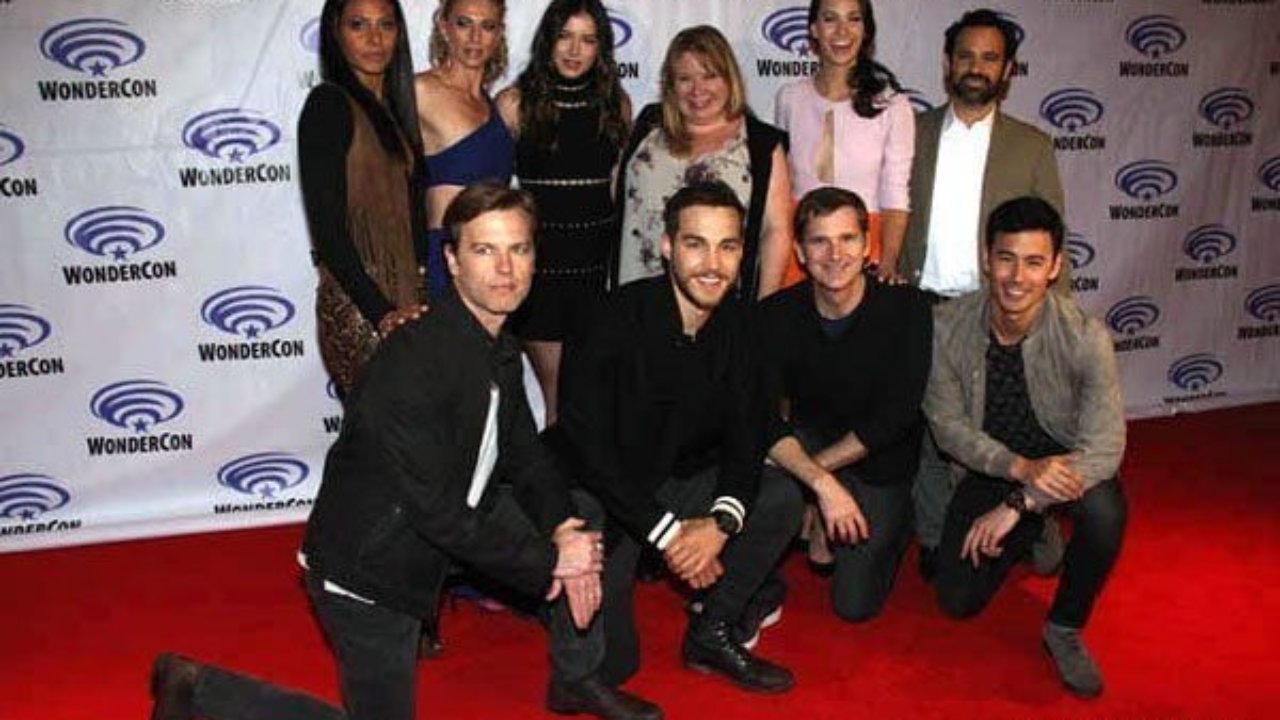 Containment Tv Show Cast 60 Photos - Moonagedaydream.film